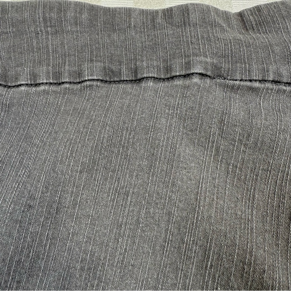Alfred Dunner Woman 18W Pull-On Light Gray Textured Chino Pants - Picture 8 of 8
